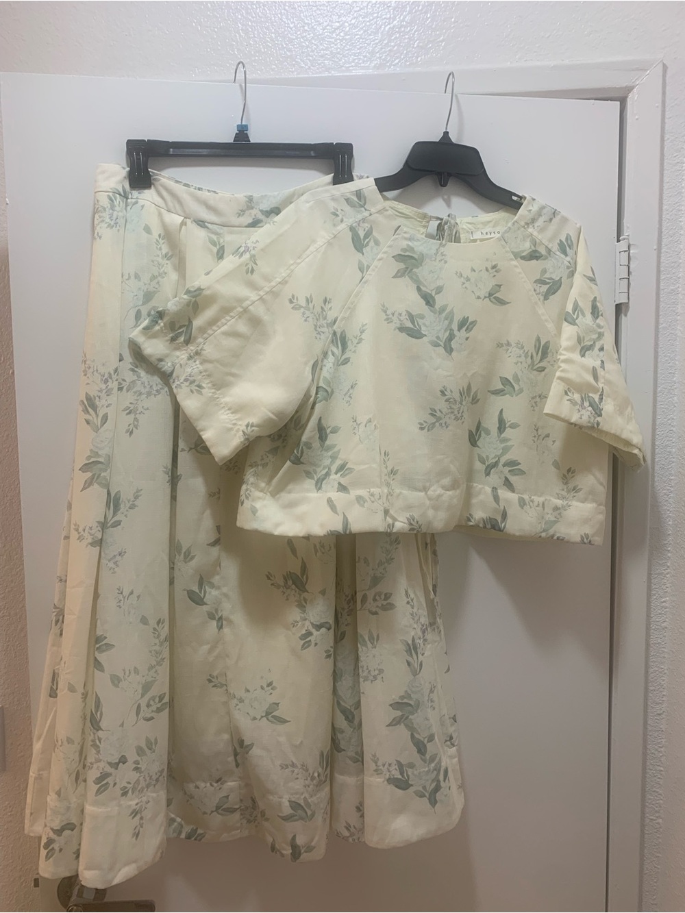 Heyson Matching Set (Top & Skirt) Size Large